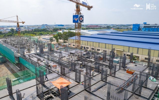 Hệ thống cột thép tại công trường The Win City