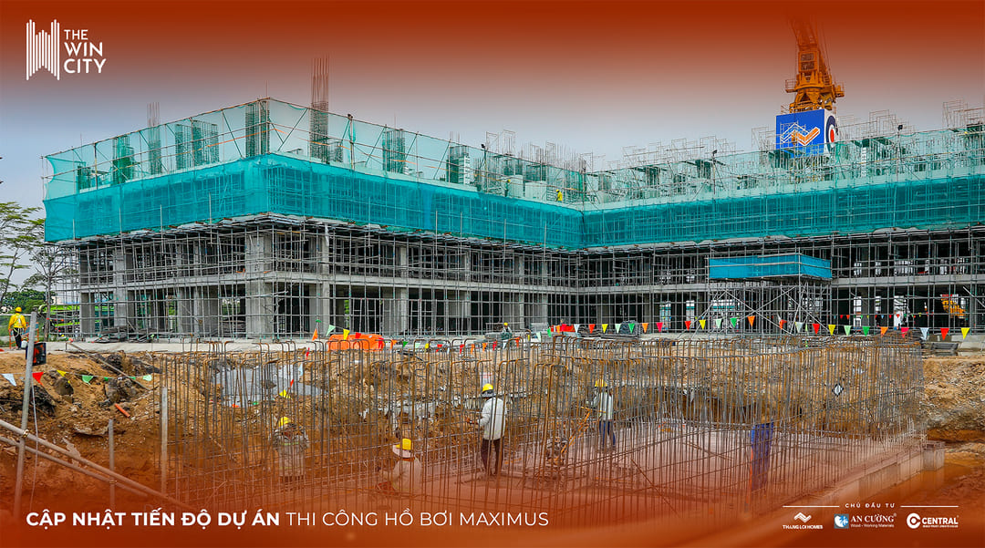 Khu vực thi công tiện ích hồ bơi và công viên tại The Win City