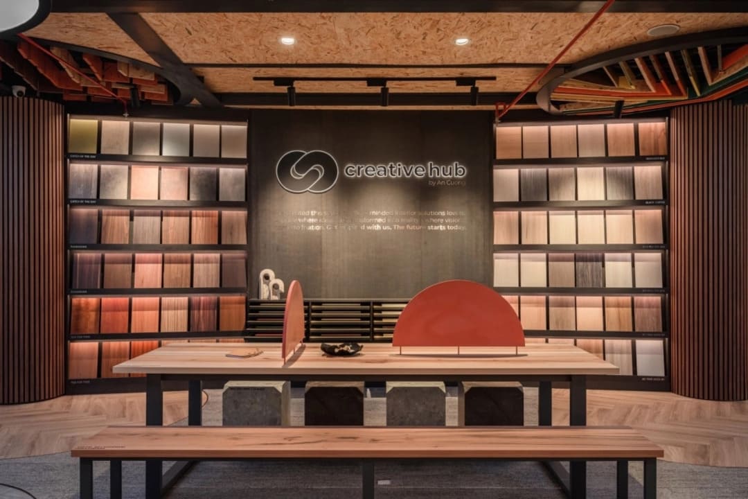 Các sản phẩm gỗ công nghiệp và nội thất cao cấp trưng bày tại Creative Hub An Cường